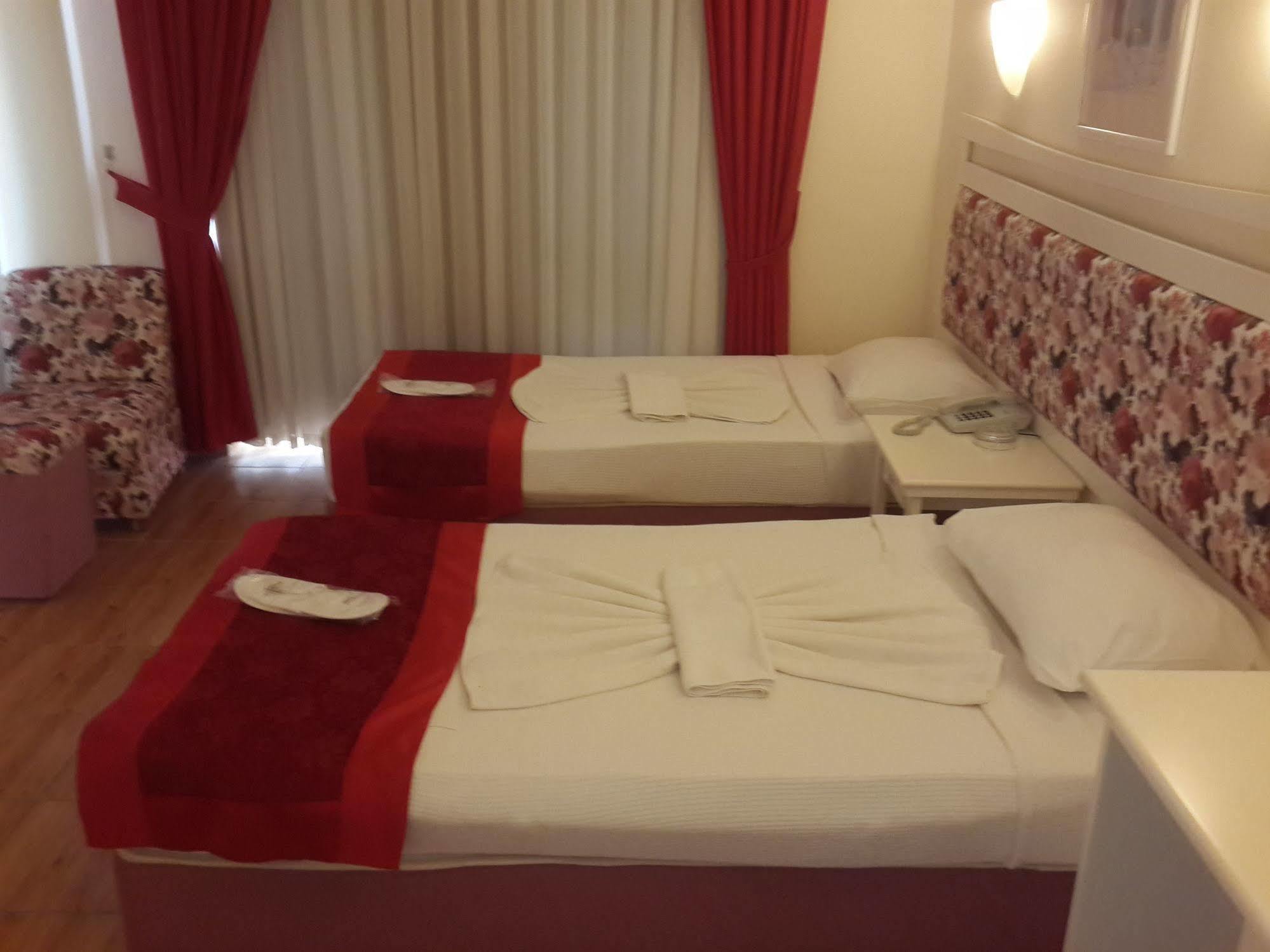 Xeno Hotels Club Mare Kargicak  Exterior photo