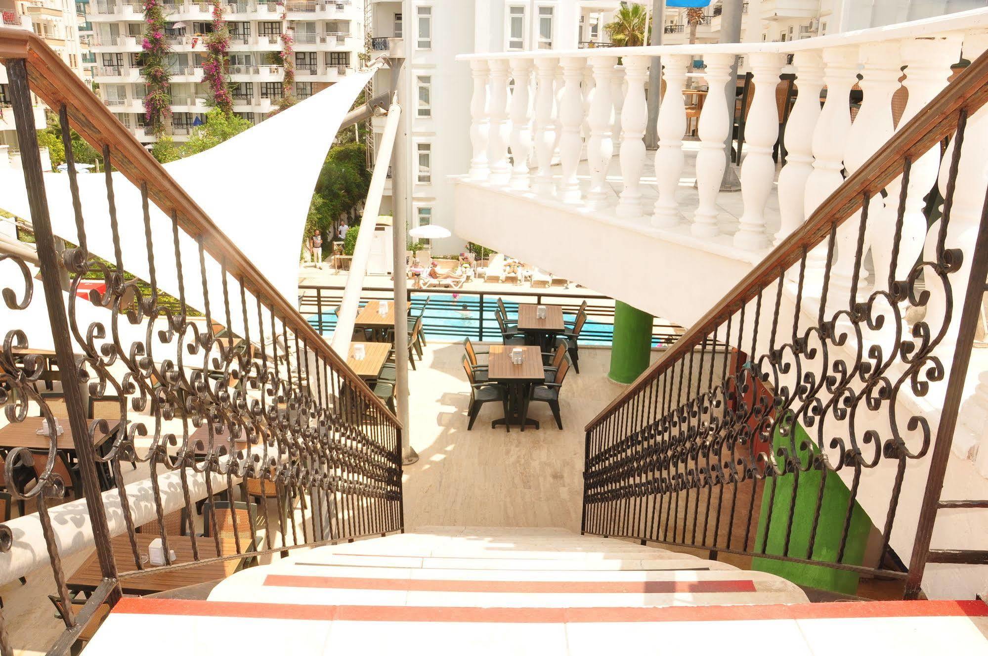 Xeno Hotels Club Mare Kargicak  Exterior photo